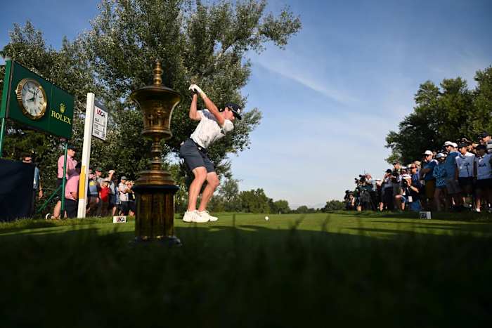 Nick Dunlap tees off in the the 2023 U.S. Amateur Championships